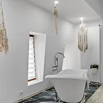 Selari Boutique Hotel *