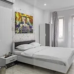 Selari Boutique Hotel *